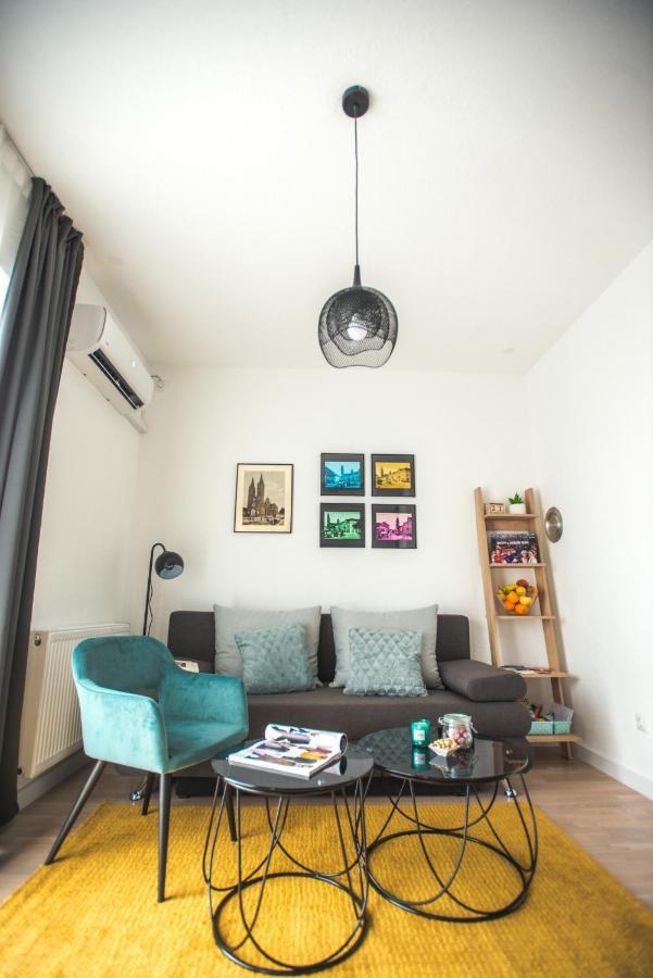 Studio Apartman Dakovo In Buitenkant foto
