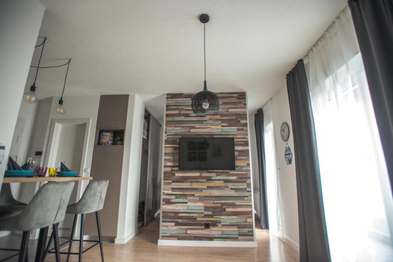 Studio Apartman Dakovo In Buitenkant foto
